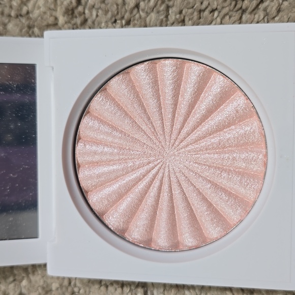 Ofra Highlighter Pillow Talk soft pearl pink - Picture 6 of 6